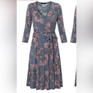 💜FISOUL Floral Wrap Dress in grey and Pink💜